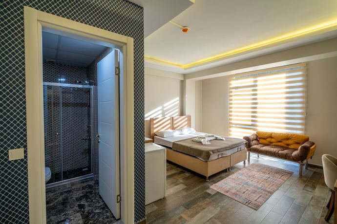 Imagen general del Sist 34 Suit Hotel. Foto 1