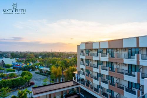 Imagen general del SixtyFifth Destination Resort Hotel. Foto 3