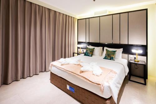 Imagen de la habitación del SixtyFifth Destination Resort Hotel. Foto 18