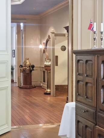 Imagen de los interiores del Sj&oslash;milit&aelig;re Samfund. Foto 15