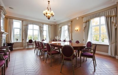 Imagen del bar/restaurante del Skrunda Manor. Foto 2