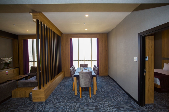 Imagen de la habitación del Sky Business Hotel. Foto 10