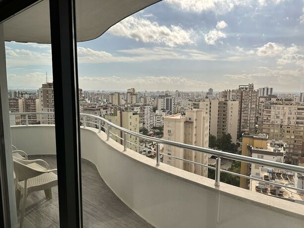Imagen general del Sky Garden Suites. Foto 9