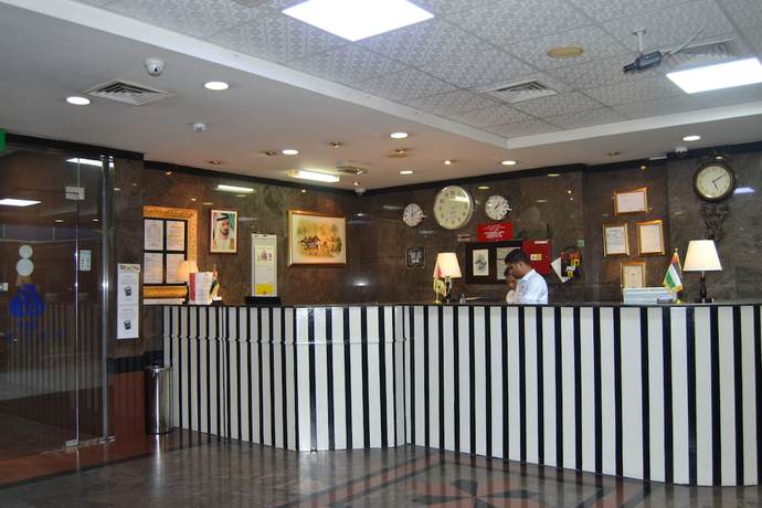 Imagen de los interiores del Sky Hotel Apartments. Foto 20