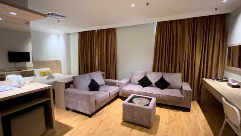 Imagen general del Sky Hotel Chow Kit PWTC. Foto 10