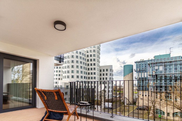 Imagen de la habitación del Sleep Inn Medienhafen Suites. Foto 1