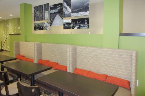Imagen general del Sleep Inn & Suites Gallatin. Foto 1