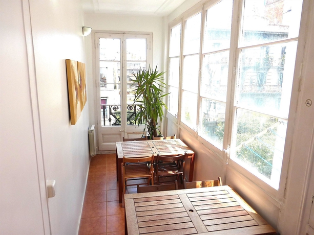 Imagen de los interiores del SleepHouse 32. Foto 13