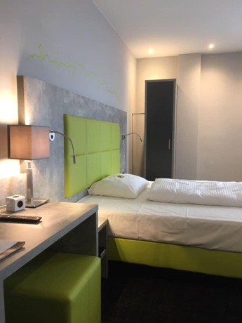 Imagen de la habitación del SleepySleepy Hotel Dillingen. Foto 3