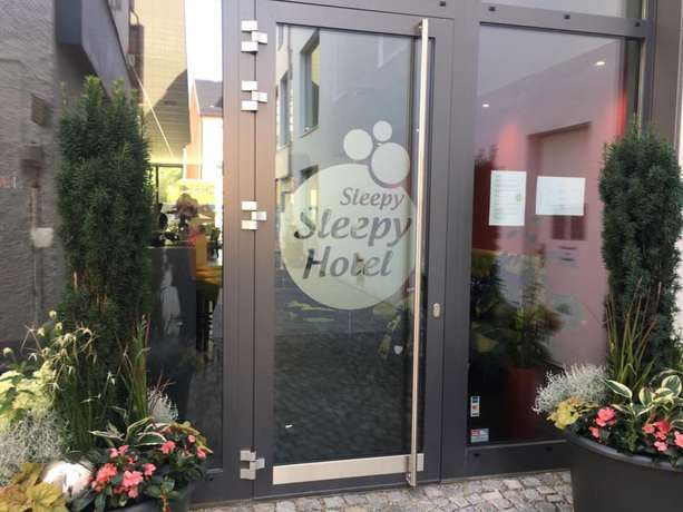 Imagen de los interiores del SleepySleepy Hotel Dillingen. Foto 18