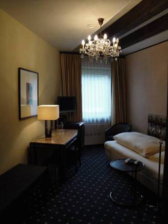 Imagen de la habitación del Smarthotel Ingelheim. Foto 14