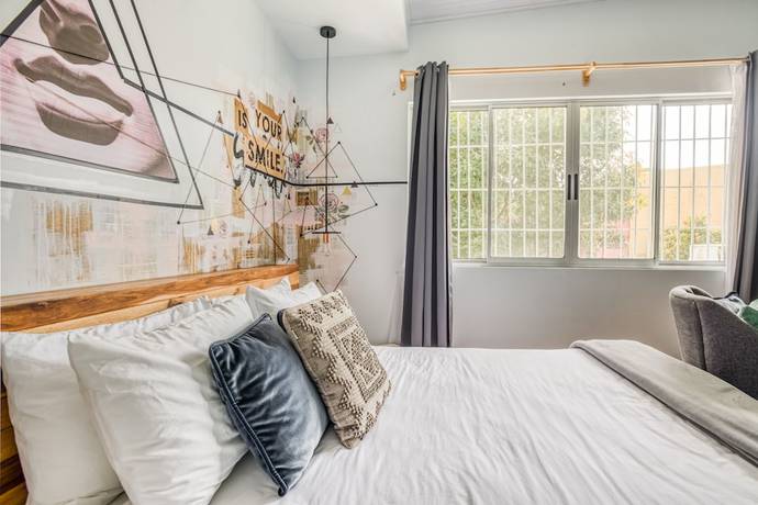 Imagen de la habitación del Socialtel La Fortuna. Foto 2