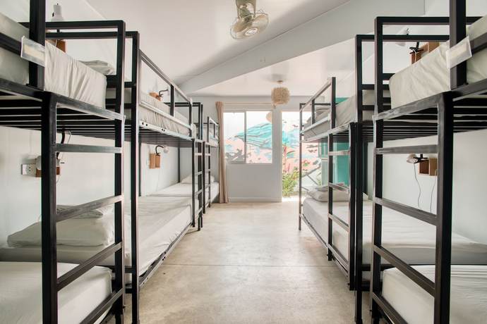 Imagen de la habitación del Socialtel La Fortuna. Foto 7