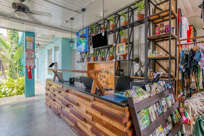 Imagen de los interiores del Socialtel La Fortuna. Foto 20