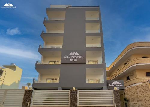 Imagen general del Sofia Pyramids Hotel. Foto 14
