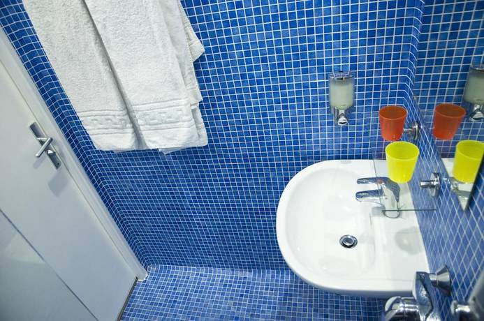 Imagen de la habitación del Solar Hotel. Foto 8
