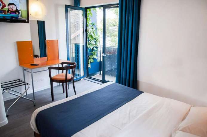 Imagen de la habitación del Solar Hotel. Foto 11