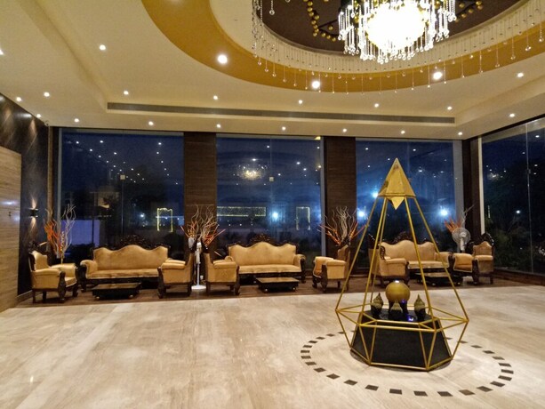Imagen de los interiores del Solitaire Hotel And Resorts. Foto 14