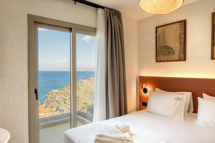 Imagen de la habitación del Soluna Forte Sea Living Suites. Foto 10