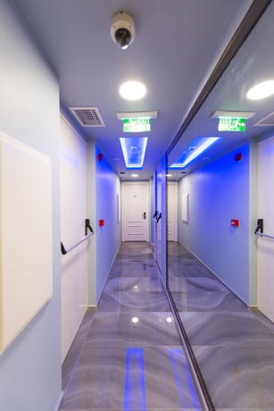 Imagen de los interiores del Sometimes Hotel. Foto 6