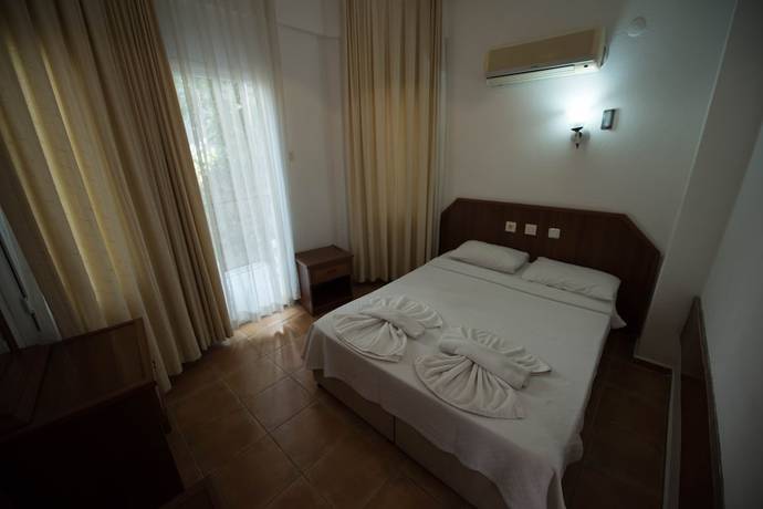 Imagen de la habitación del Sonmez Hotel. Foto 10