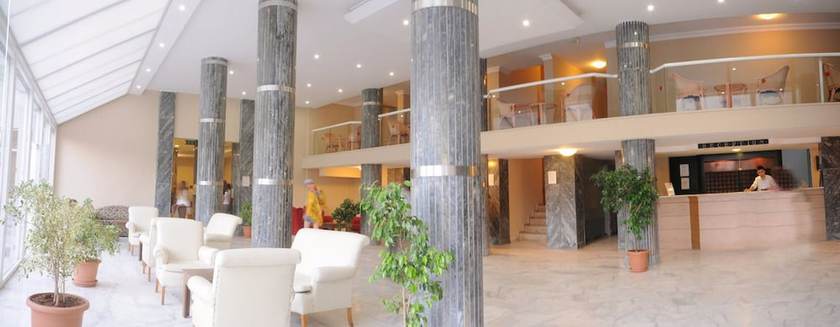 Imagen de los interiores del Sonnen Hotel. Foto 16