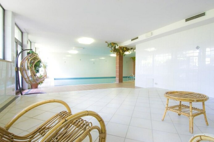 Imagen de la piscina del Sonnen Residence. Foto 29