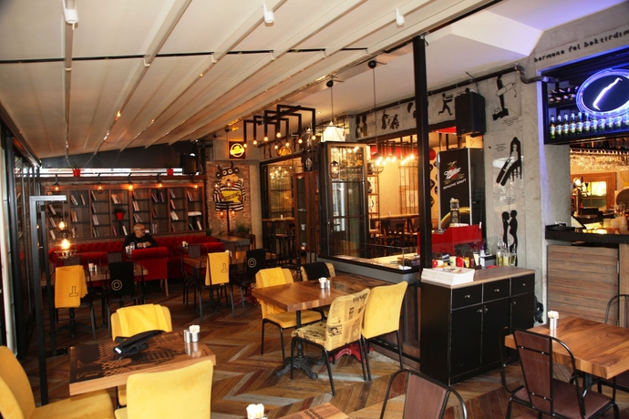 Imagen del bar/restaurante del Sonno Boutique Rooms And Suites. Foto 6