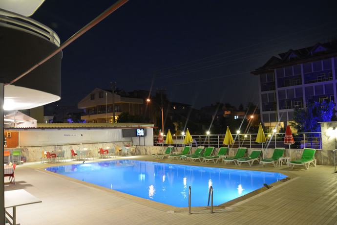 Imagen de la piscina del Soykan Hotel, Marmaris. Foto 20