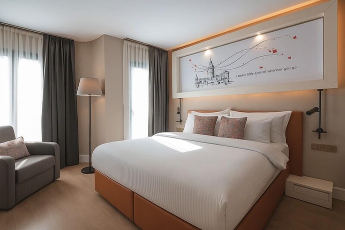 Imagen de la habitación del Sparkle Hotel. Foto 14
