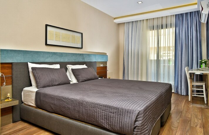 Imagen de la habitación del Spil Suites. Foto 14