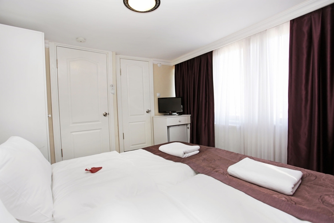 Imagen de la habitación del Spinel Hotel. Foto 7