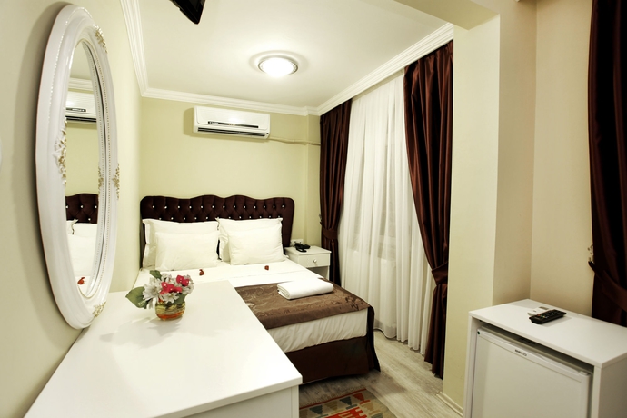 Imagen de la habitación del Spinel Hotel. Foto 9