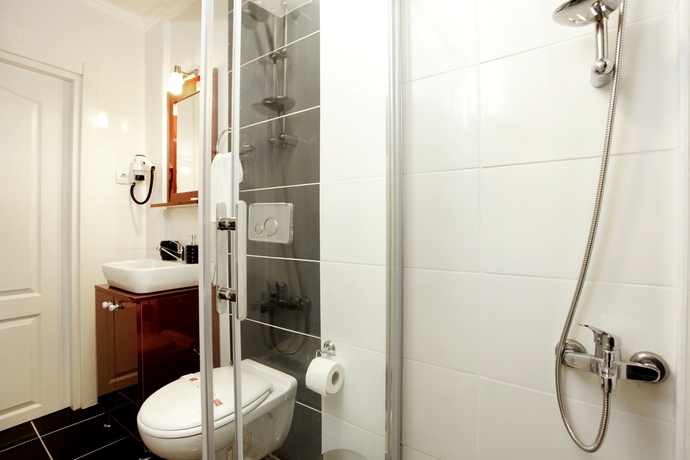 Imagen de la habitación del Spinel Hotel. Foto 12