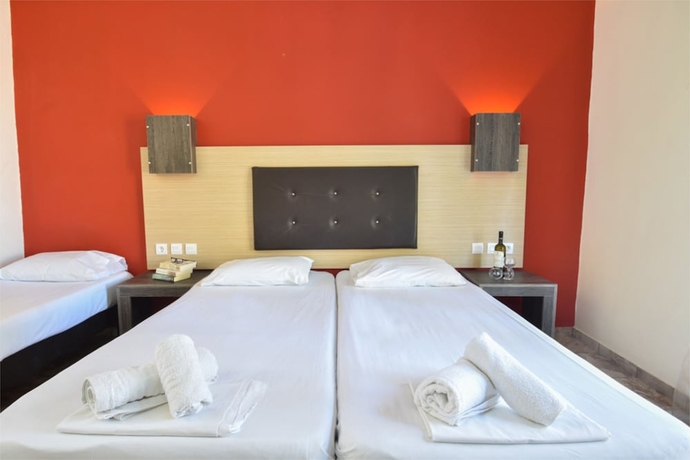 Imagen de la habitación del Splash Pool Bar. Foto 4