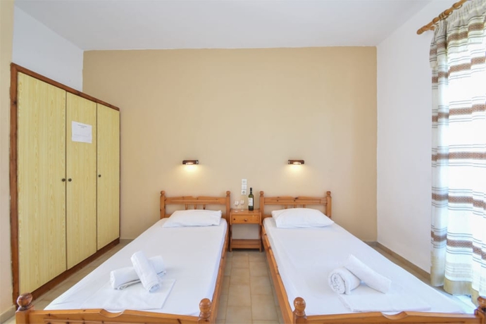 Imagen de la habitación del Splash Pool Bar. Foto 11