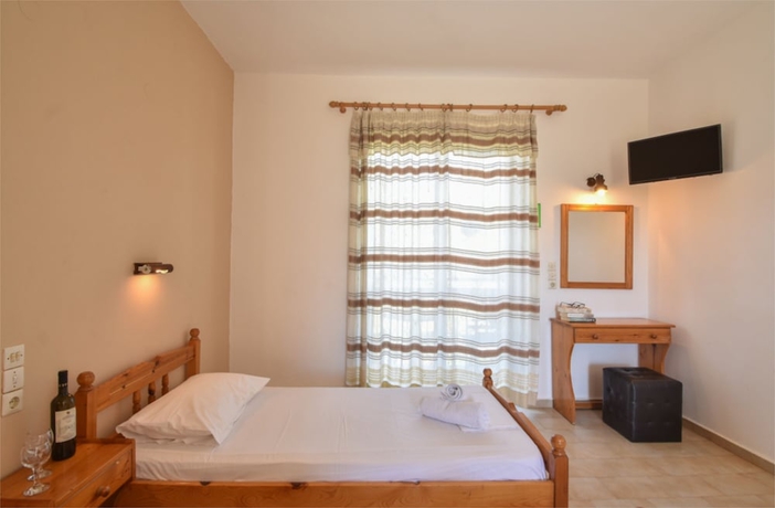 Imagen de la habitación del Splash Pool Bar. Foto 12