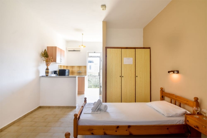 Imagen de la habitación del Splash Pool Bar. Foto 13
