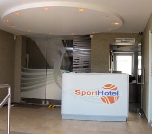 Imagen de los interiores del Sporthotel. Foto 6