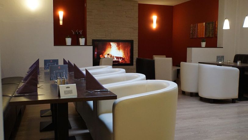 Imagen del bar/restaurante del Sporthotel Neuruppin. Foto 11