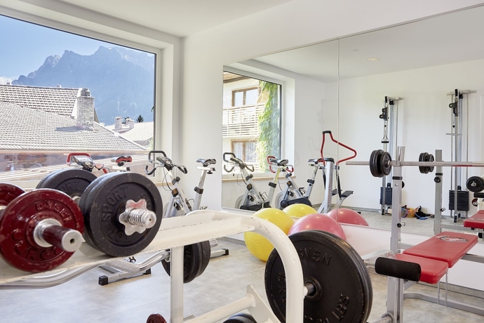 Imagen de los interiores del Sporthotel Unser Loisach. Foto 16