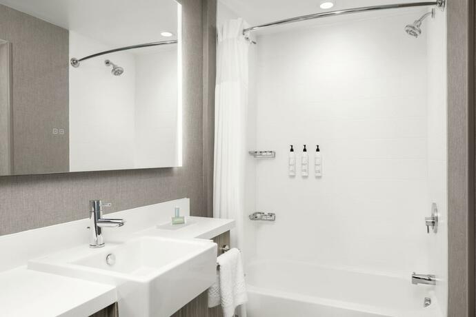 Imagen general del SpringHill Suites by Marriott Roanoke North. Foto 3