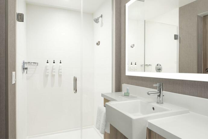 Imagen general del SpringHill Suites by Marriott Roanoke North. Foto 11