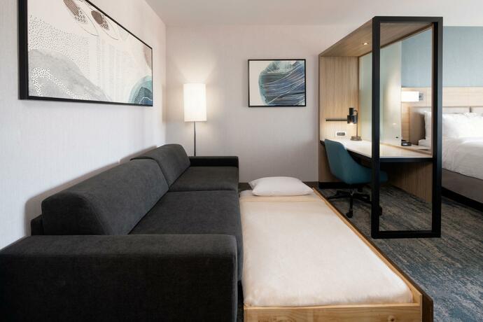 Imagen general del SpringHill Suites by Marriott Valencia. Foto 4