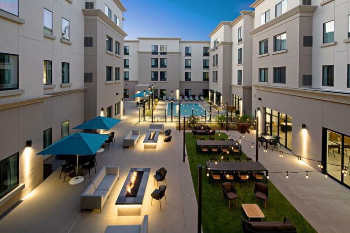 Imagen general del SpringHill Suites by Marriott Valencia. Foto 21