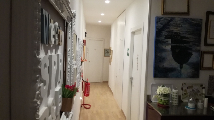 Imagen de los interiores del St. Peter's Relax. Foto 19