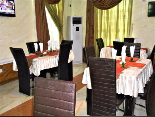 Imagen general del St. Regis Hotel & Resort - Benin City. Foto 8