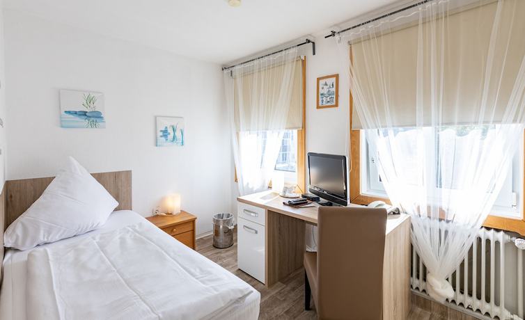 Imagen de la habitación del Stadt-gut-Hotel Gro&szlig;er Kurf&uuml;rst. Foto 8
