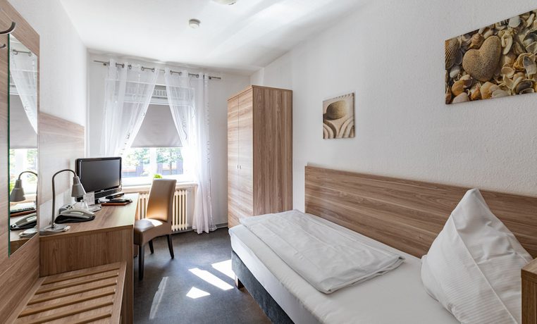 Imagen de la habitación del Stadt-gut-Hotel Gro&szlig;er Kurf&uuml;rst. Foto 10