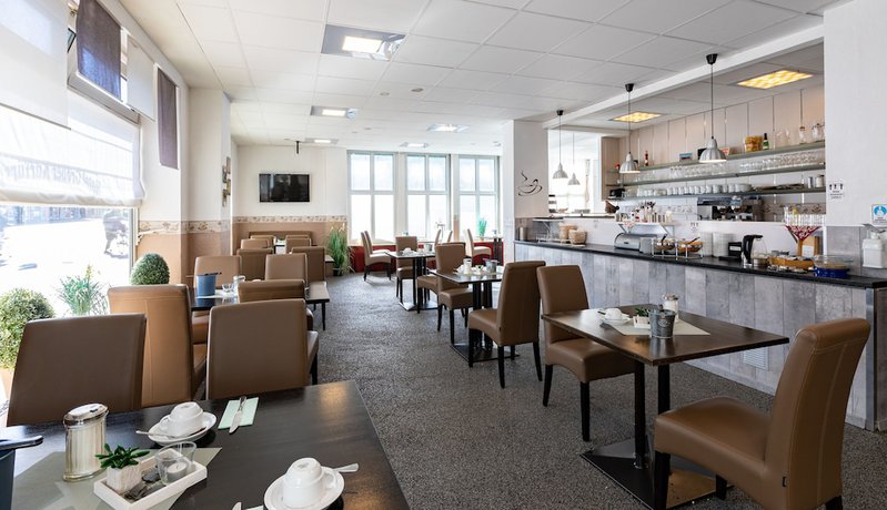 Imagen del bar/restaurante del Stadt-gut-Hotel Gro&szlig;er Kurf&uuml;rst. Foto 6